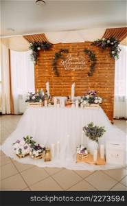 Large photos of wedding hall decoration elements.. Various elements of the decoration of the wedding hall 3875.
