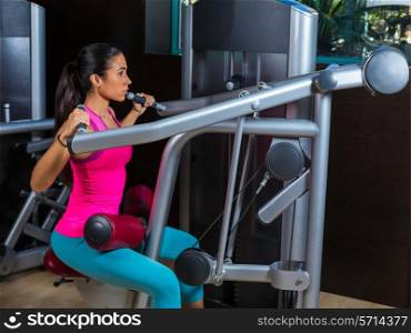 Lat Lateral dorsal pulldown machine upper back exercises woman at gym workout