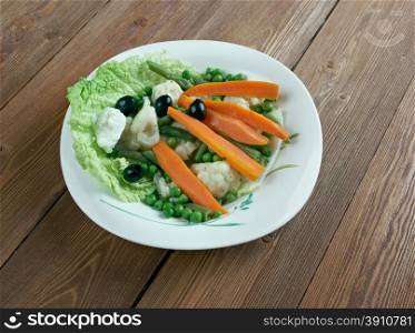 Leipziger Allerlei - regional German vegetable dish consisting of peas, carrots, asparagus, morels