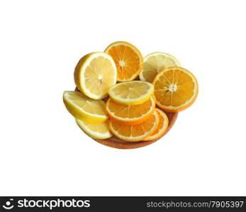 Lemons and oranges, sliced into rings, arranged on a brown plate