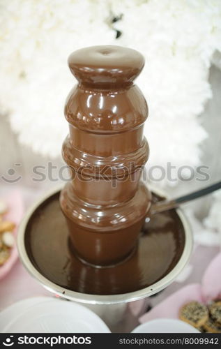 liquid chocolate hot and tasty on wedding reception