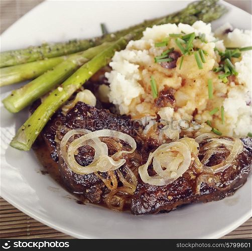 Liver With Onions,Mashed Potatos and Asparagus