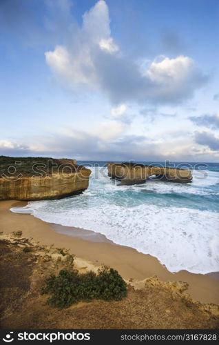 London Arch formation on coastline of Great Ocean Road, Australia.