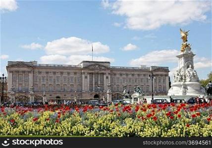 London circa 2009.Buckingham Palace and Victoria memorial with tulips in the foreground