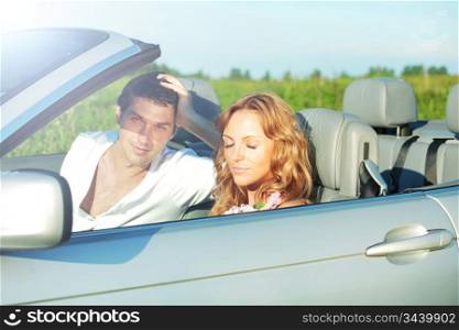 love in cabrio woman and man