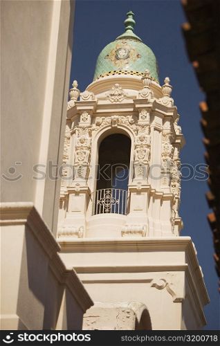 Low angle view of a building, San Francisco, California, USA