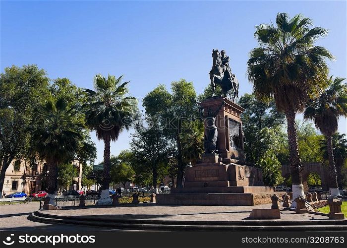 Low angle view of a monument, Monument of Jose Maria Morelos And Pabon, Plaza Hidalgo, Morelia, Michoacan State, Mexico