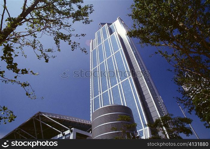 Low angle view of a skyscraper, World Trade Center Building, Osaka, Japan