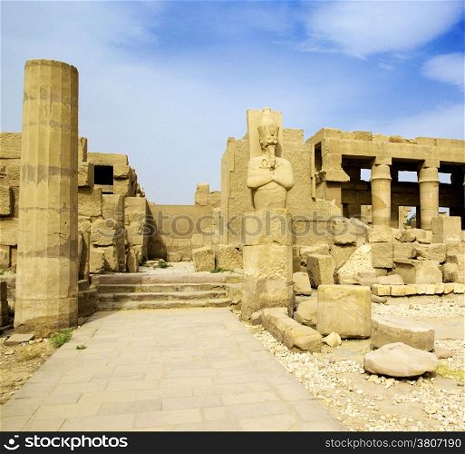 Luxor ancient egypt ruins