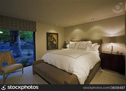Luxurious bedroom