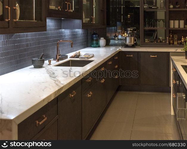 Luxury Granite Marble Counter Kitchen with Accessories