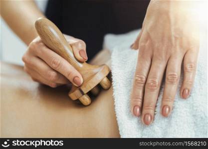 Lymphatic System Stimulation with Maderotherapy Body Treatment