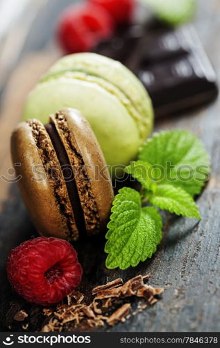 Macaroons with raspberry, chocolate and mint