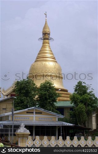 Maha Vizaya Paya in Yangon, Mynmar