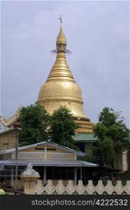 Maha Vizaya Paya in Yangon, Mynmar