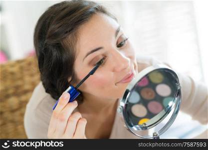 make-up applying for perfect skin