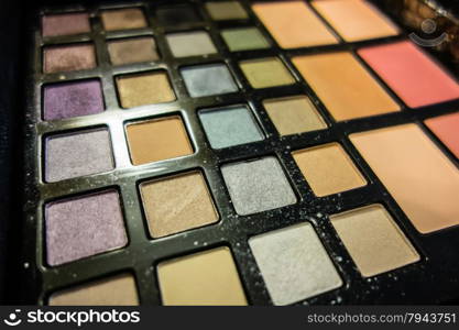 Make-up colorful eyeshadow palettes. Make-up colorful eyeshadow palettes set