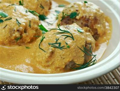 malai kofta curry - classic North Indian dish. vegetarian alternative to meatballs