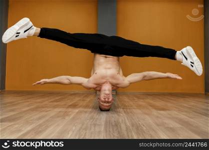 male breakdance performance 6