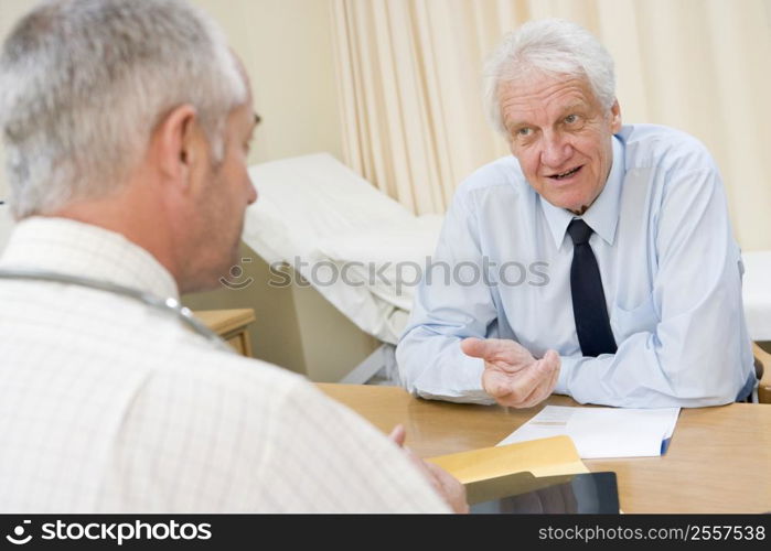 Man in doctor&acute;s office smiling