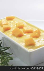 Mango pudding