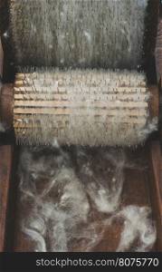 Manual processing of wool