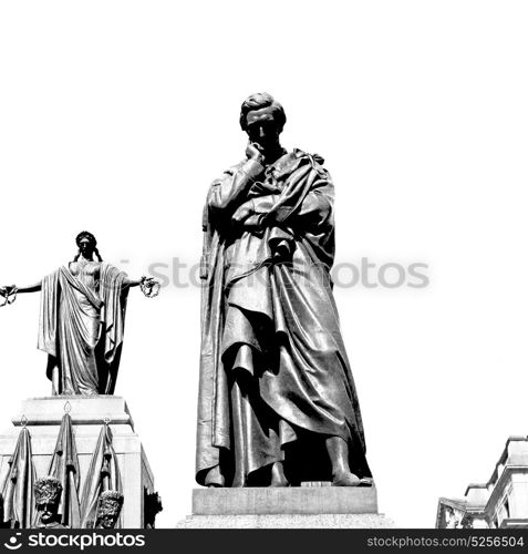 marble and statue in old city of london england