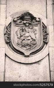 marble and statue in old city of london england