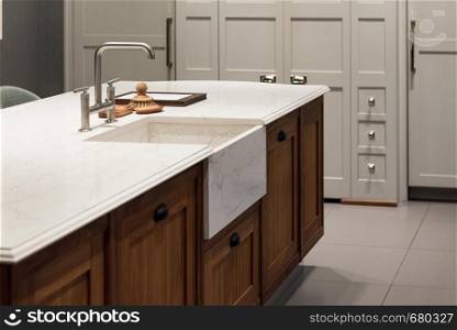 Marble Granite Top Kitchen Island with Sink and Accessories