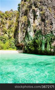 Maya bay of Phi-Phi island,Thailand