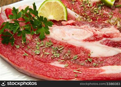 Meat, raw beef