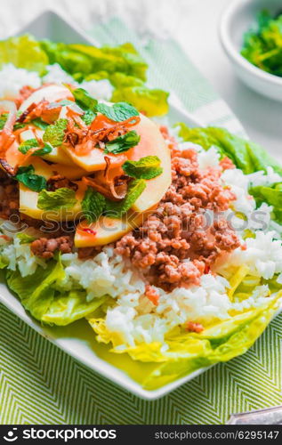 Meat with rice and papaya