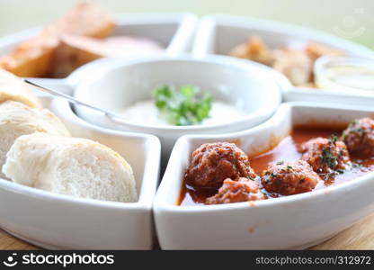 meatball with bread