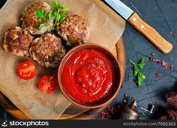 meatballs with tomato sauce, fried meat balls