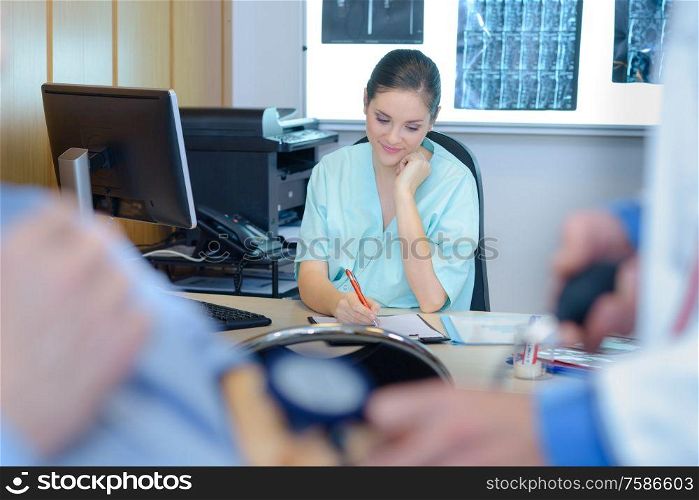 medical transcriptionist in the clinic