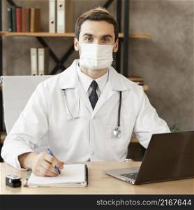 medium shot doctor wearing mask indoors