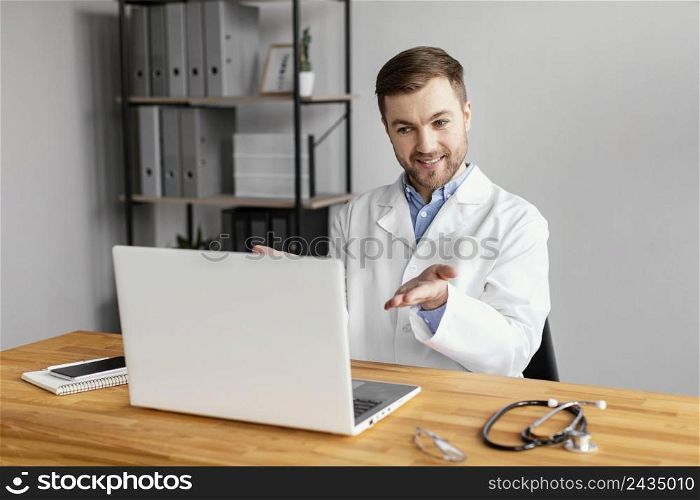 medium shot doctor working desk