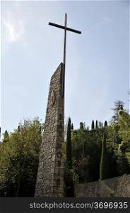 memorial cross that you can visit in Montserrat