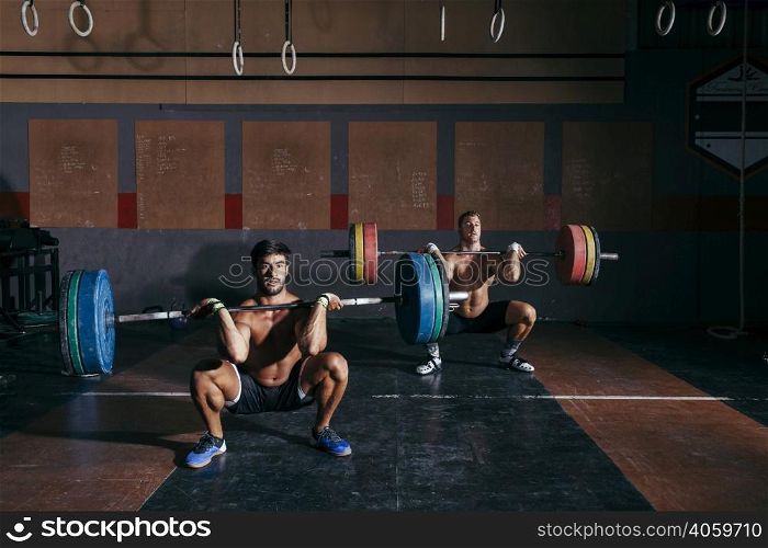 men doing bodybuilding