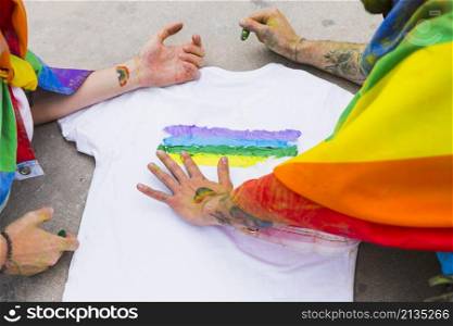 men drawing rainbow t shirt