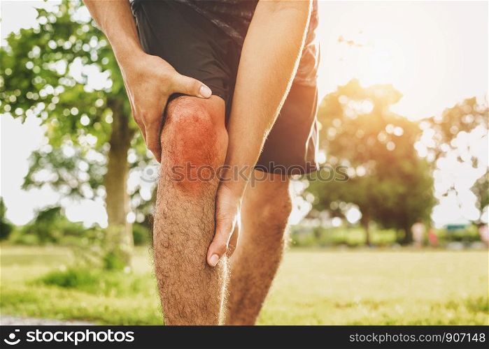 Men injured from exercise Use your hands to hold your knees