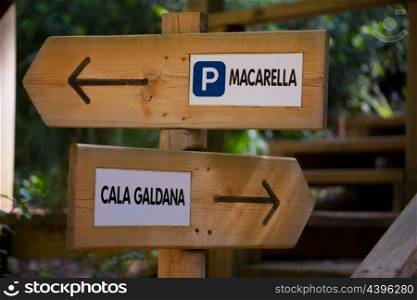 Menorca track sign to go Macarella or Cala Galdana in Balearic islands