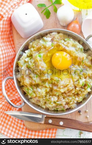 Minced meat with egg