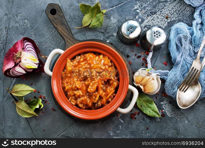 minced meat with rice and tomato sauce