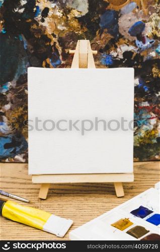 modern artist concept with template