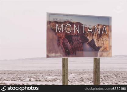 Montana State welcome marker United States road signage