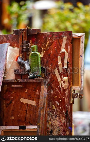 Montmartre painters place du Tertre canvas and tools in France