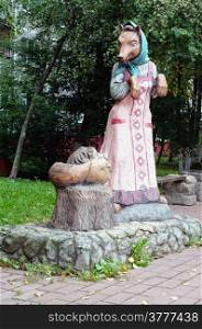 Monument foxes and Bun of the folk tale in a city street (Russia, Moscow region, city Ramenskoye)