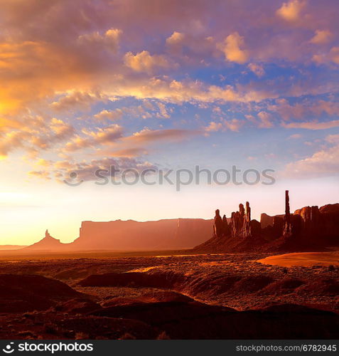 Monument Valley Totem Pole sunrise at national Park Utah