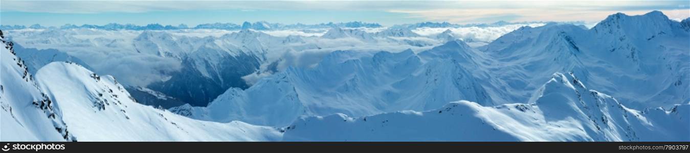 Morning winter Dolomiten mountain landscape. Ski resort Obergurgl - Hochgurgl, Tirol, Austria. Panorama.